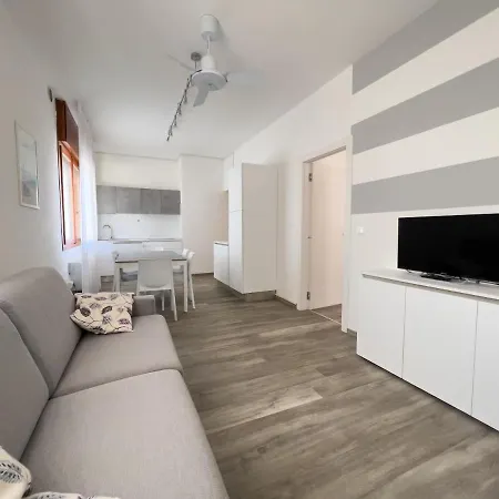 Diplomatic-residence Fronte Mare-piazza Torino-lido Di Appartamento Lido di Jesolo
