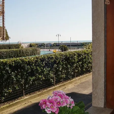 Diplomatic-residence Fronte Mare-piazza Torino-lido Di Lido di Jesolo